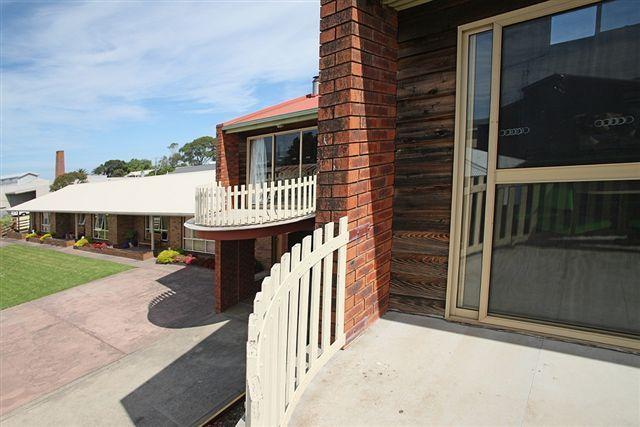 Apollo Bay Backpackers Lodge Bagian luar foto